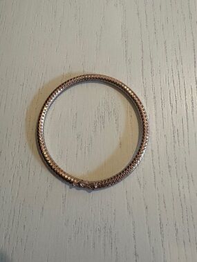 Lovely rose gold bracelet. Lightweight and comfortable.